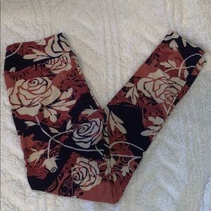 🌵LuLaRoe Floral Leggings (OS)